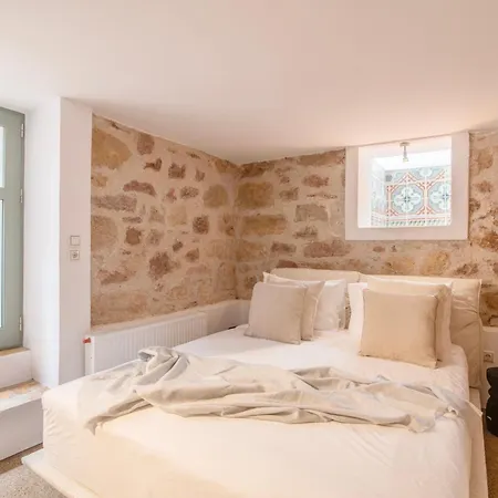 Villa Majestic Overlooking Acropolis With Hot Tub *