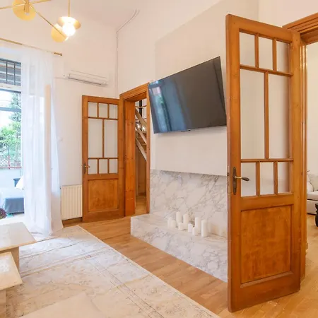 Majestic Overlooking Acropolis With Hot Tub Villa *