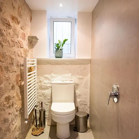 Villa Majestic Overlooking Acropolis With Hot Tub Athen